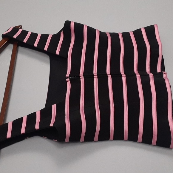 JS Y2K Baddie Cropped Pink Black Back Zip Square Front Sleeveless Top - Picture 5 of 8